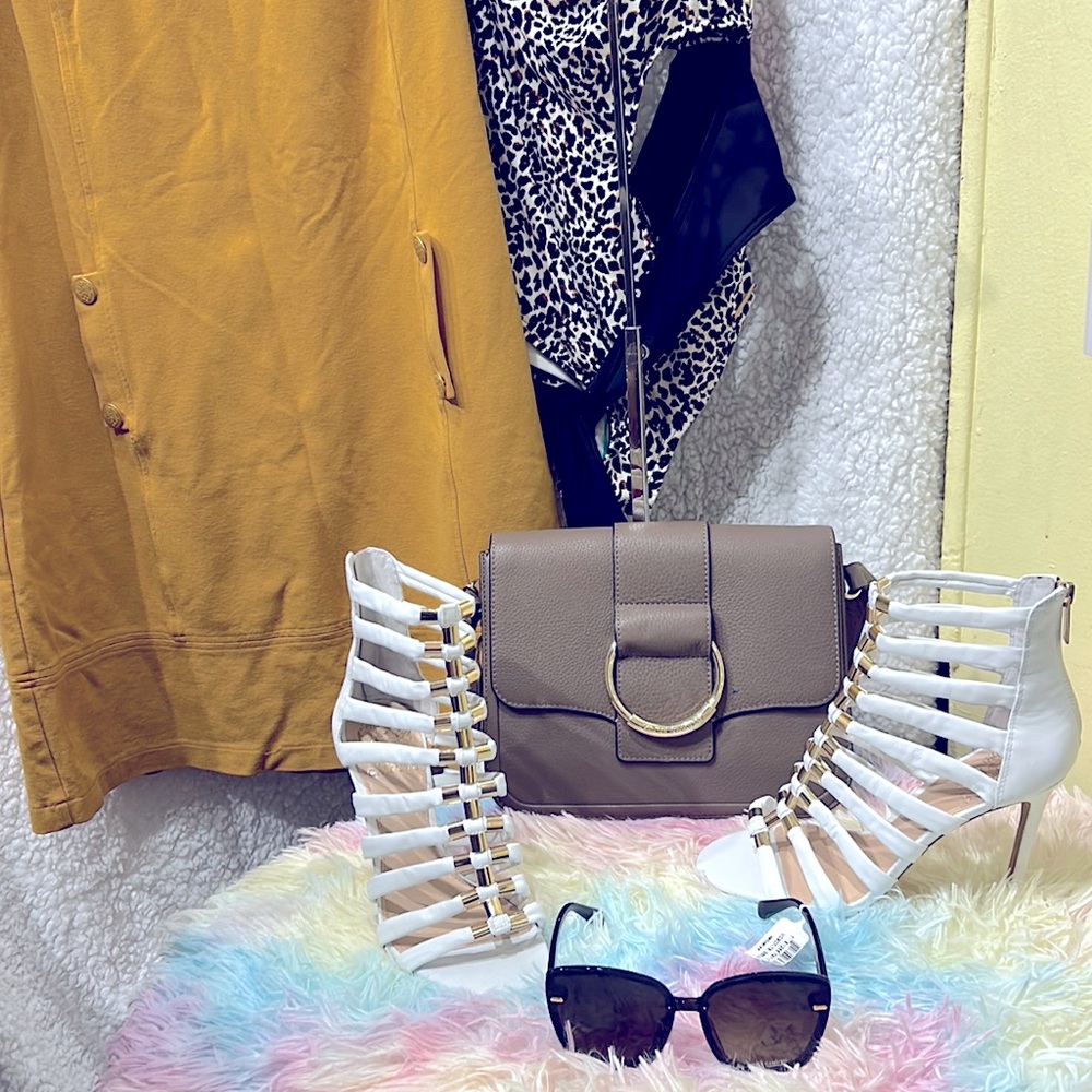 NWT 5 pieces Vince Camuto Crossbody ,Heels , Dress  Swimsuit, Sunglasses. Bundle - Picture 5 of 17